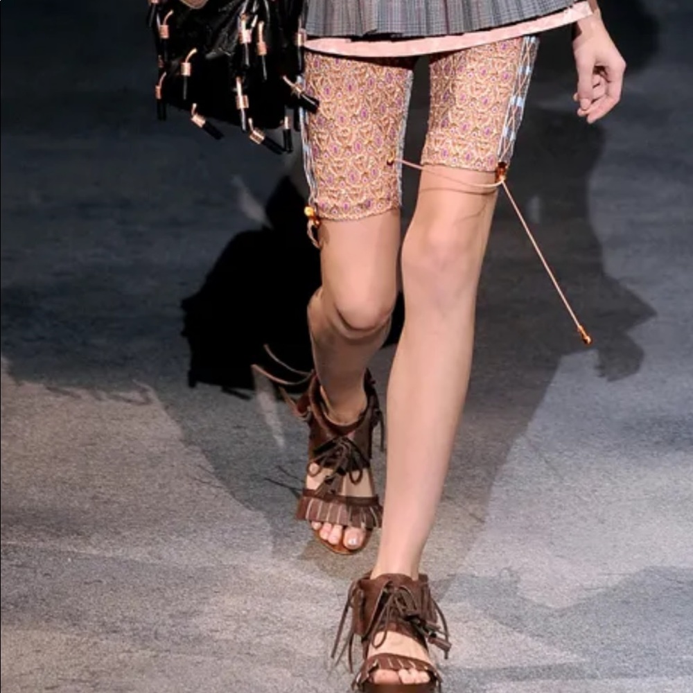 Collection 2010 runway Louis Vuitton heels